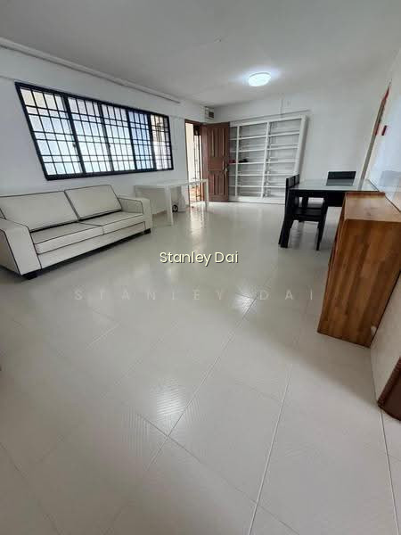 231 Yishun Street 21 image 1 of 9