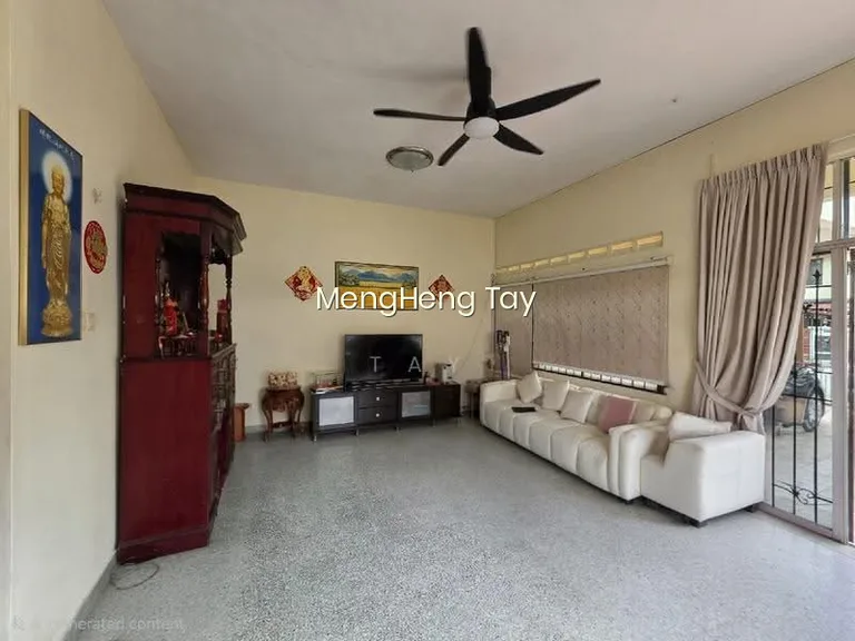 Yong Seng Estate image 1 of 10