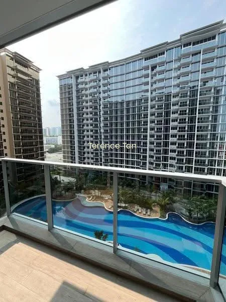Grand Dunman image 1 of 10