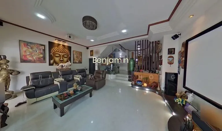 Well Maintained Freehold 3-Storey Terrace, 6 Beds in Avila Terrace image 1 of 10