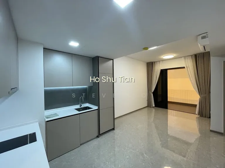 Sengkang Grand Residences image 1 of 10