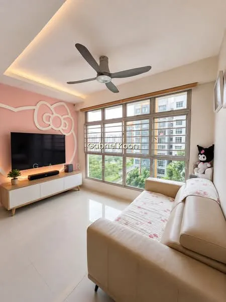 215A Compassvale Drive image 1 of 5