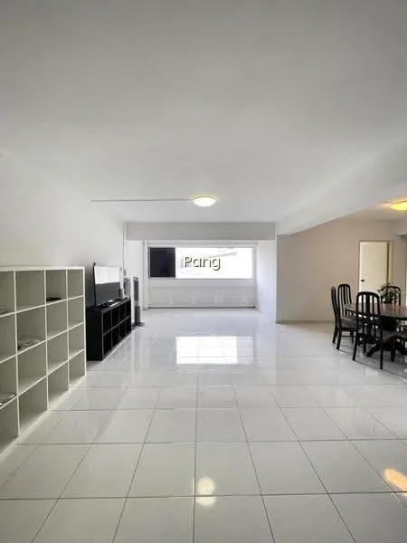 510 Pasir Ris Street 52 image 1 of 10