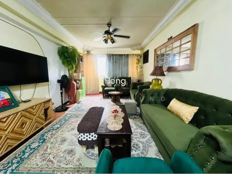 132 Yishun Street 11 image 1 of 10