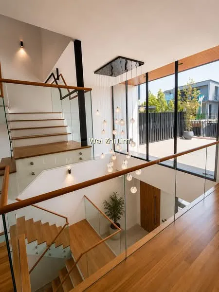 Newly Built Fh Terrace W Lift Along Sembawang Rd image 1 of 5