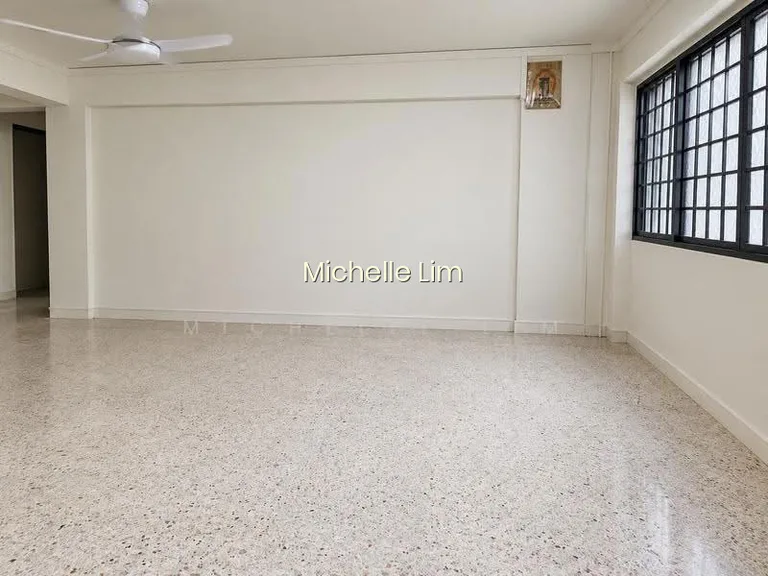 213 Lorong 8 Toa Payoh image 1 of 10