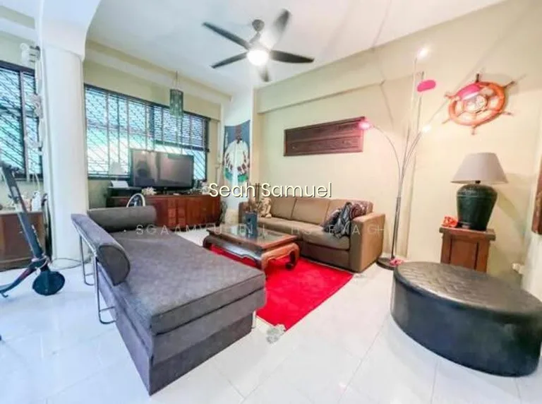 559 Pasir Ris St 51 image 1 of 5