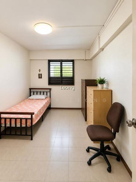 304 CLEMENTI AVENUE 4 image 1 of 10