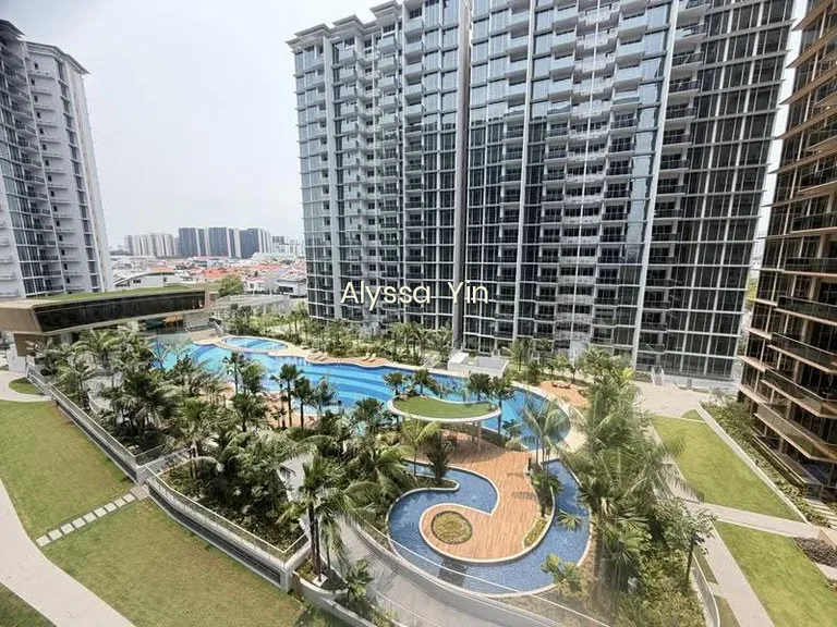 Grand Dunman image 1 of 10