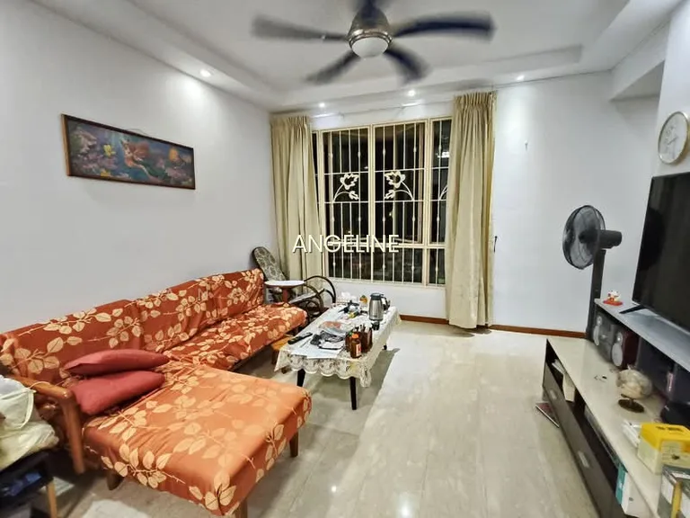 Yishun Emerald image 1 of 10