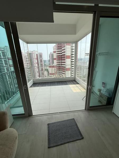 THE METROPOLITAN CONDOMINIUM image 1 of 10