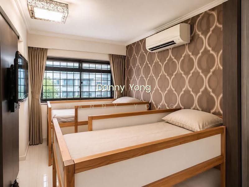 554 SERANGOON NORTH AVENUE 3 image 1 of 10