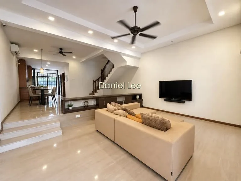 Spacious 5-Bedroom Terrace Home With Red-Brick Attic | Fudu Park image 1 of 10