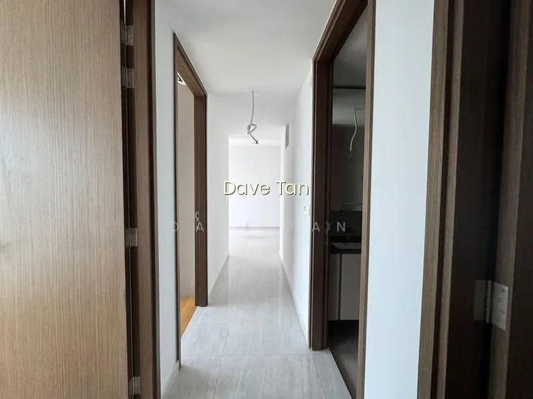 Grand Dunman image 1 of 10