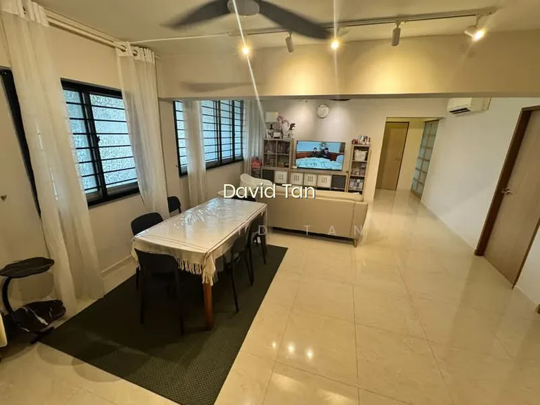 440 Pasir Ris Drive 4 image 1 of 10
