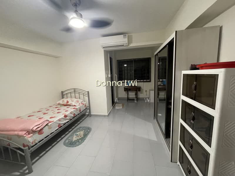 435 HOUGANG AVENUE 8 image 1 of 10