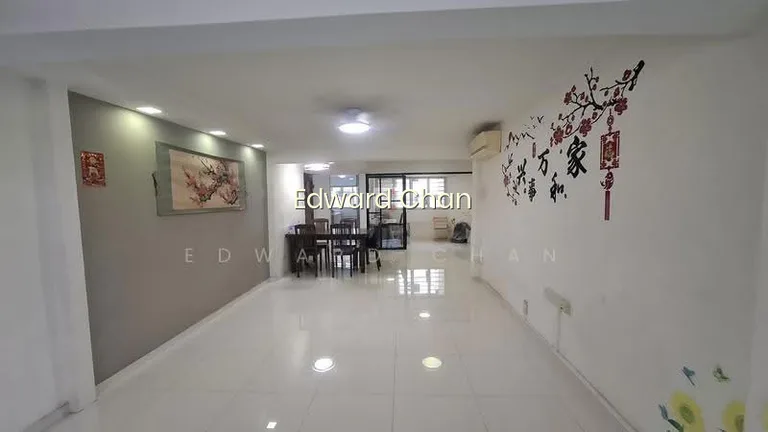 229 Yishun Street 21 image 1 of 10