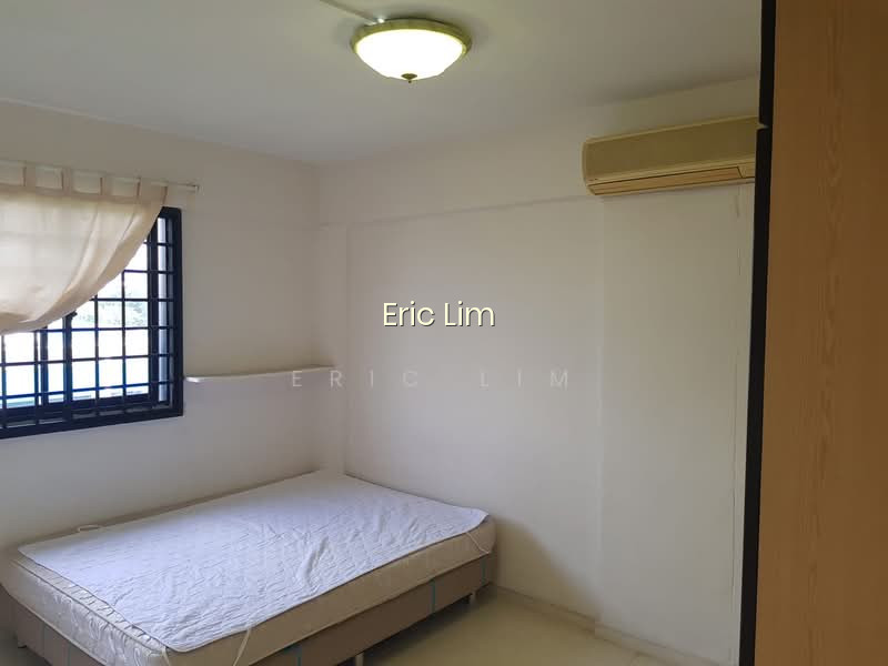 706 YISHUN AVENUE 5 image 1 of 10