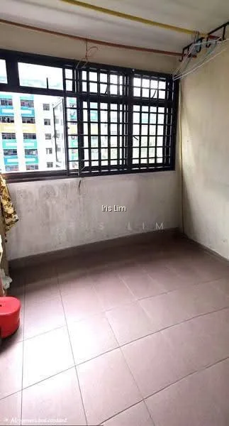 32 Chai Chee Avenue image 1 of 8