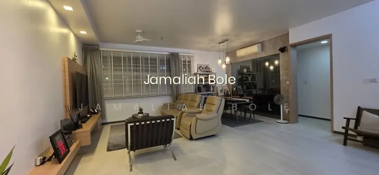 384 Bukit Batok West Avenue 5 image 1 of 10