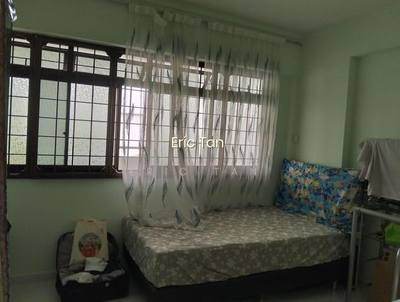 526 JELAPANG ROAD image 1 of 10