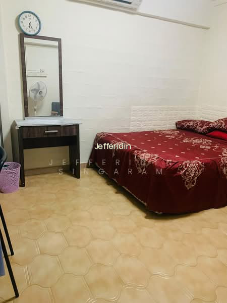 210 BOON LAY PLACE image 1 of 9