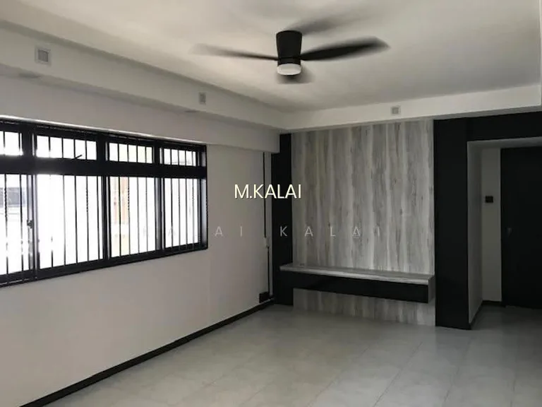 Blk 668A Jurong West image 1 of 8