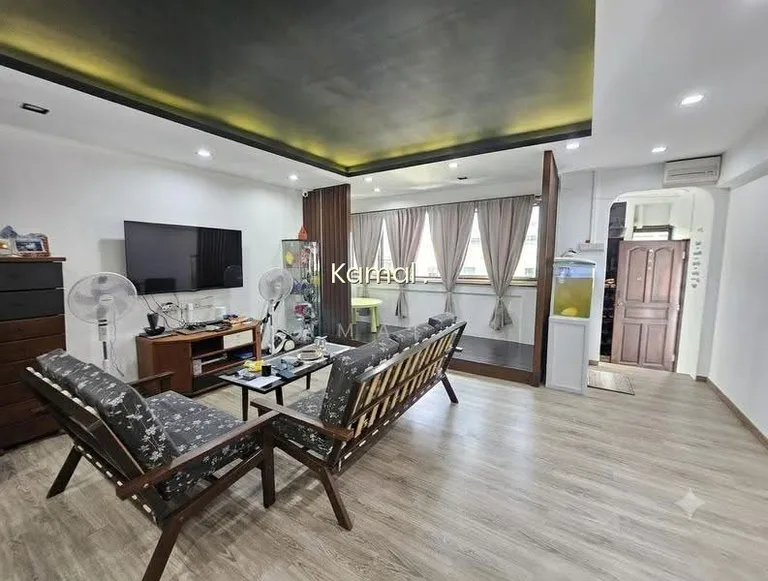 283 Yishun Avenue 6 image 1 of 10