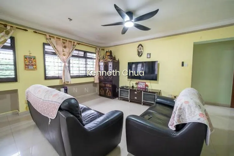624 Senja Road image 1 of 10