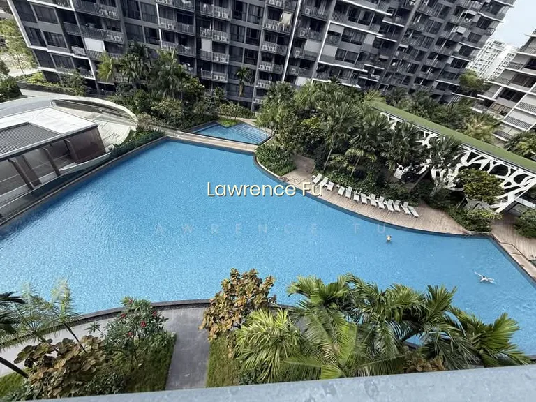 Grandeur Park Residences image 1 of 10