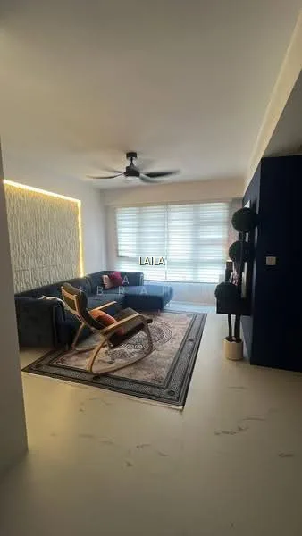 658A Punggol East image 1 of 6