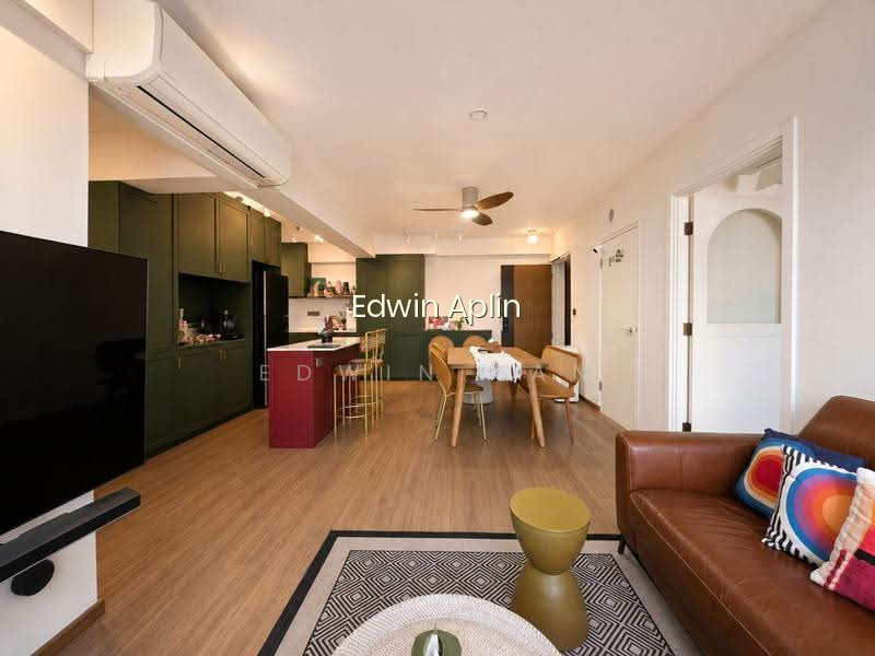 413B NORTHSHORE DRIVE image 1 of 10