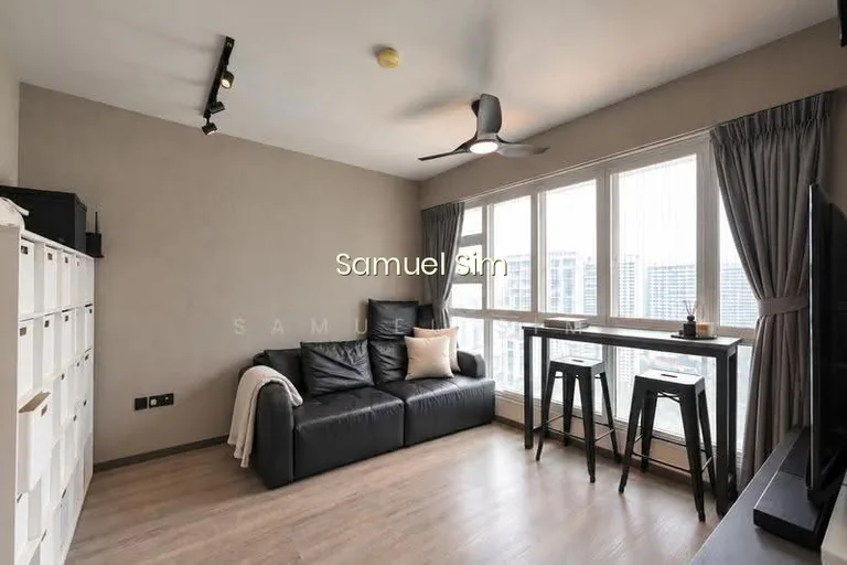 42A Margaret Drive image 1 of 8