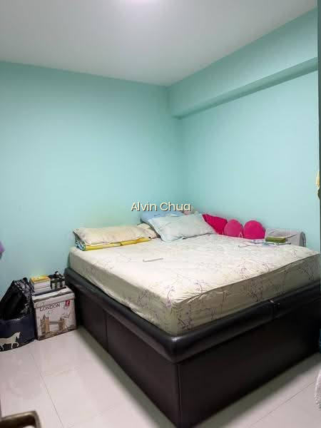260B KEBUN BARU COURT image 1 of 4