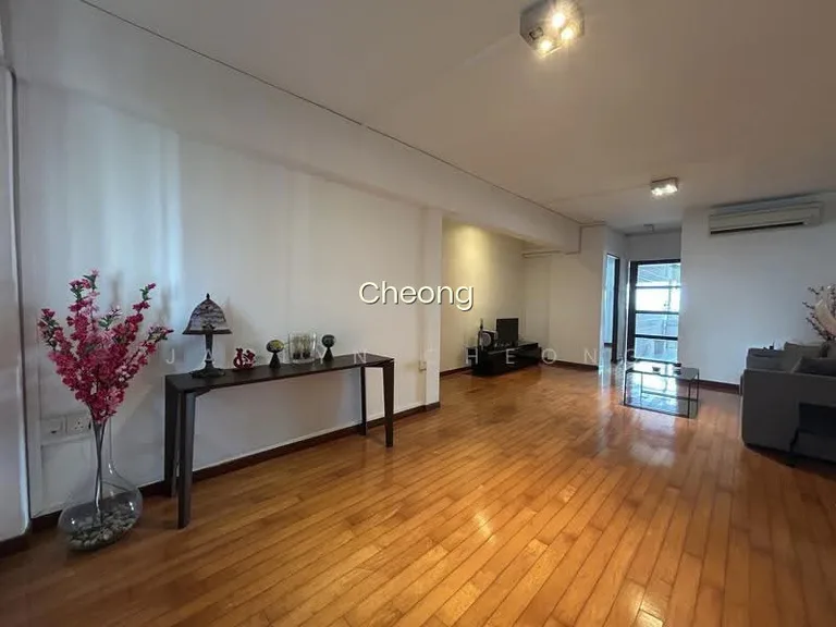 512 Ang Mo Kio Avenue 8 image 1 of 9