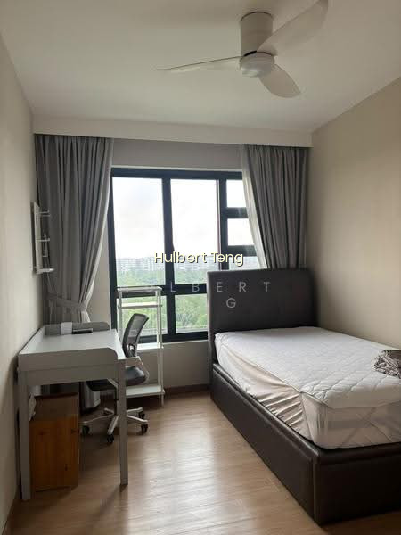 639A TAMPINES STREET 62 image 1 of 10