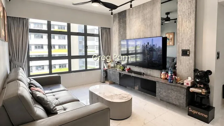 619A Tampines Street 61 image 1 of 7