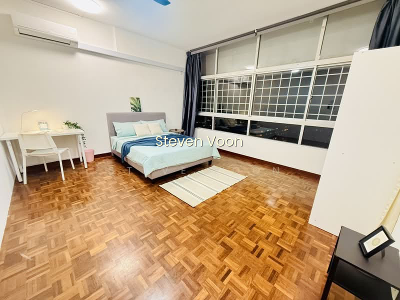RIDGEWOOD CONDOMINIUM image 1 of 10