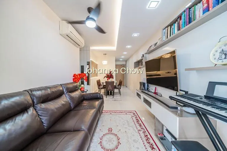748A Bedok Reservoir Crescent image 1 of 10