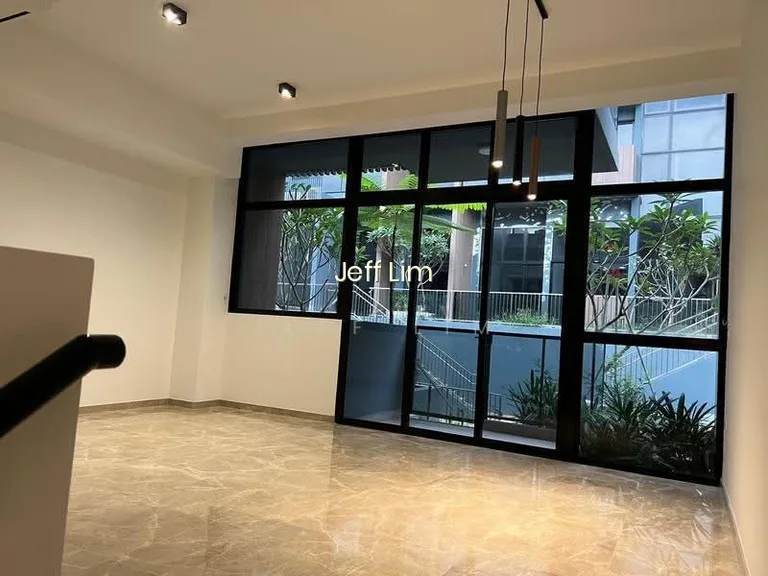 Kent Ridge Hill Residences image 1 of 10