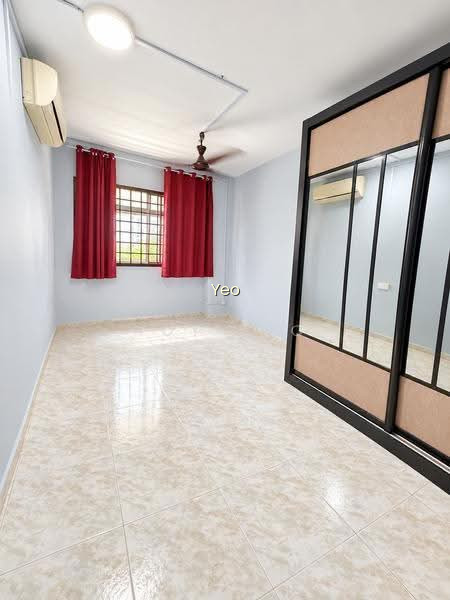 351 WOODLANDS AVENUE 1 image 1 of 7