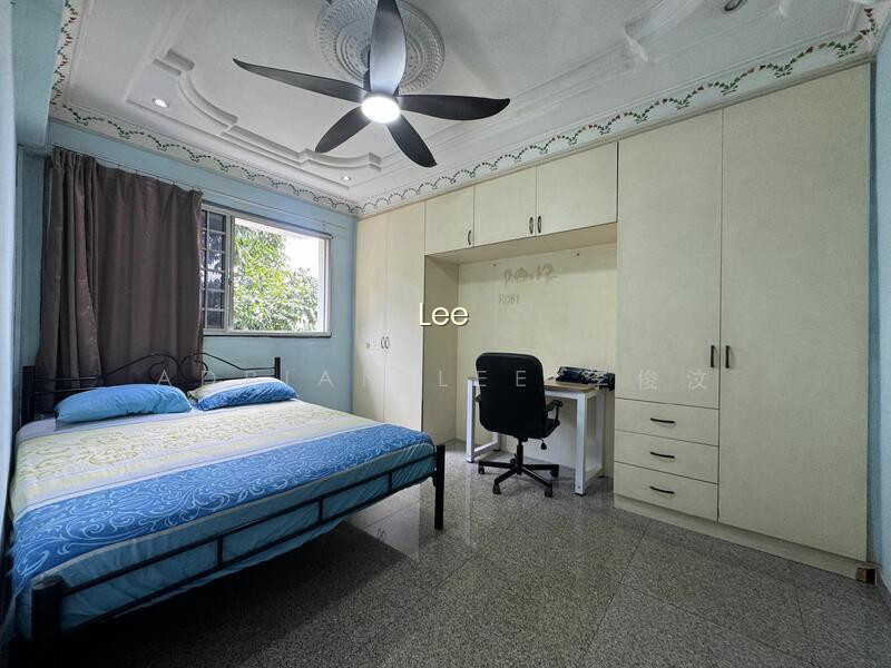 558 JURONG WEST STREET 42 image 1 of 7