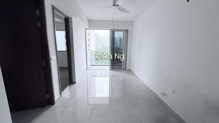 Grand Dunman image 1 of 10