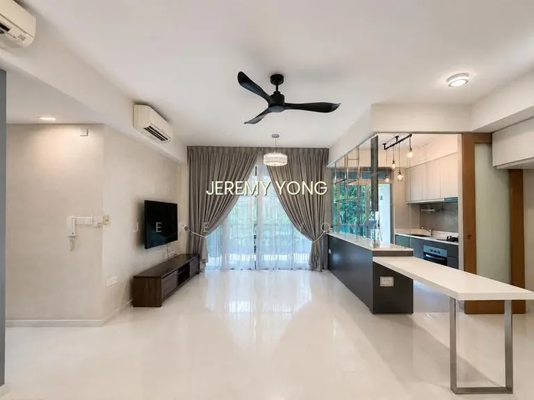 Q Bay Residences image 1 of 10