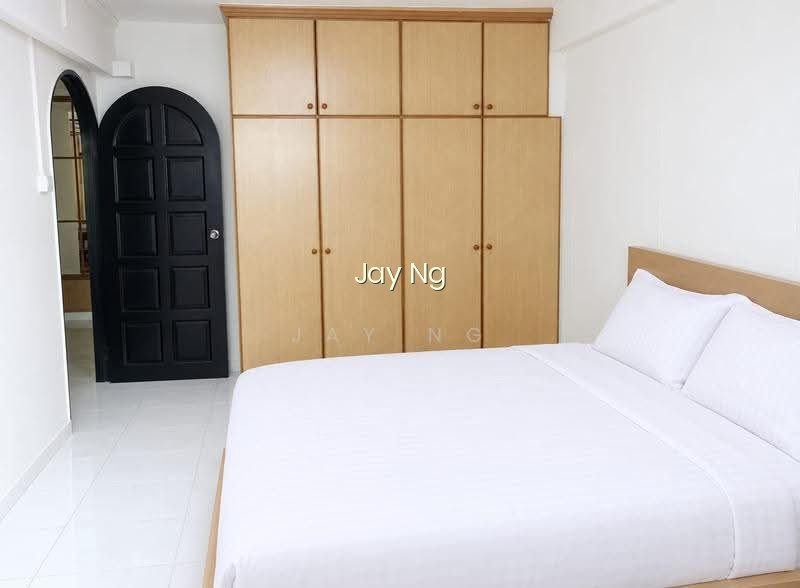 175 WOODLANDS STREET 13 image 1 of 9