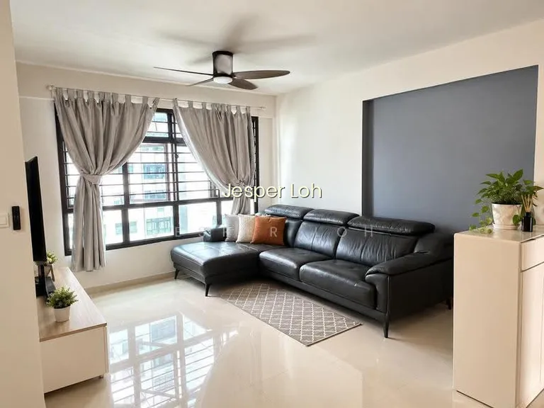818B Choa Chu Kang Avenue 1 image 1 of 3