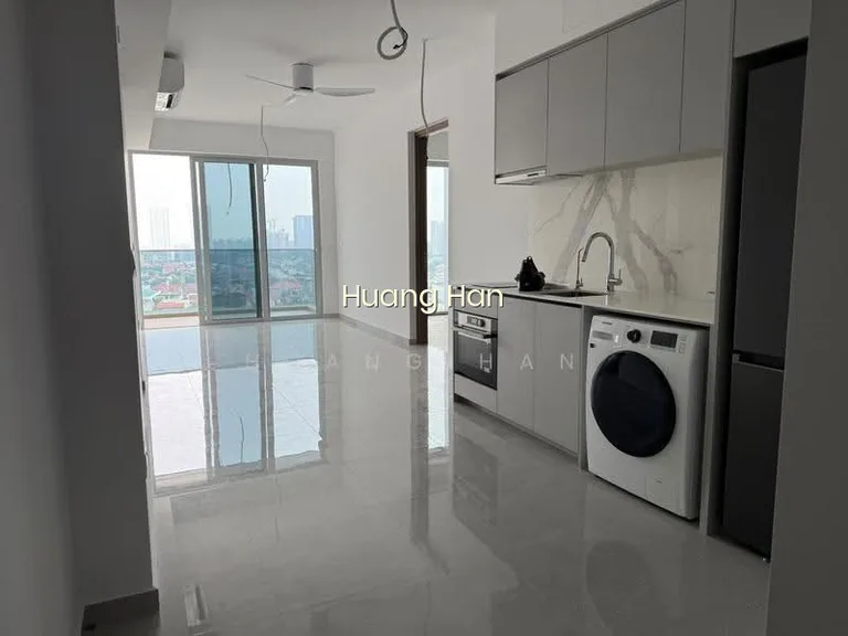 Grand Dunman image 1 of 10