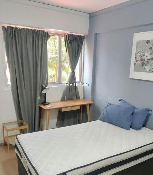 108 HOUGANG AVENUE 1 image 1 of 8