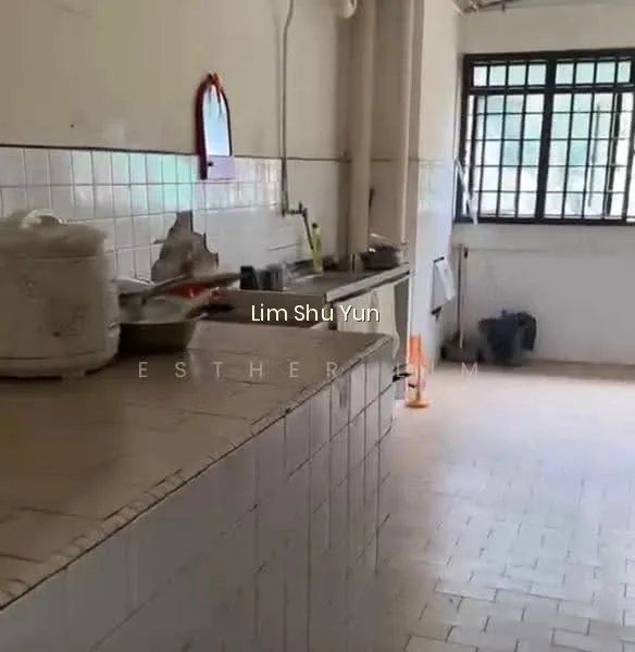 732 Yishun Avenue 5 image 1 of 10