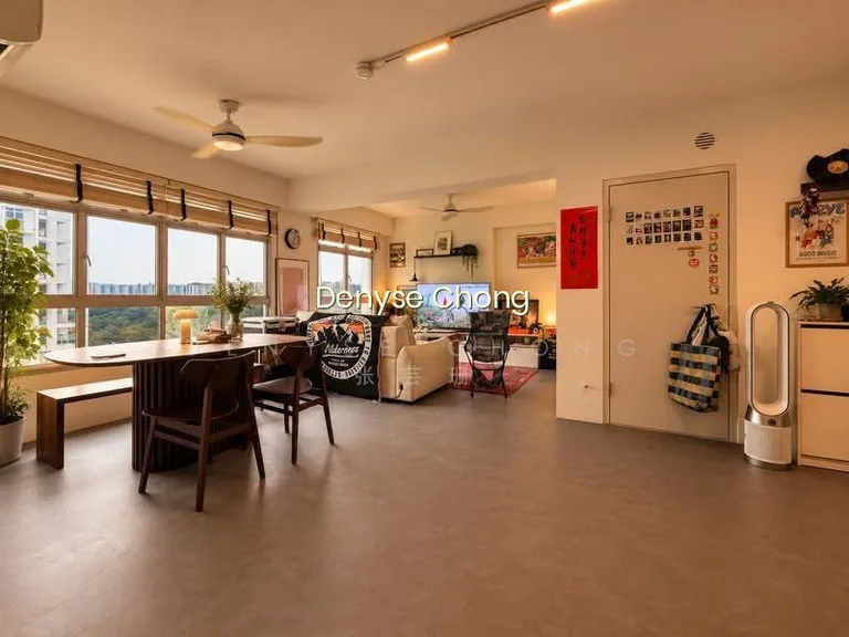 409B Northshore Drive image 1 of 7